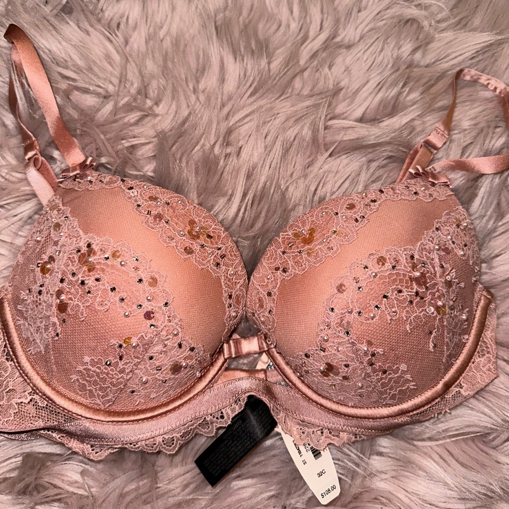 Victoria’s Secret Designer Collection VSDC Push-up Bra NWT